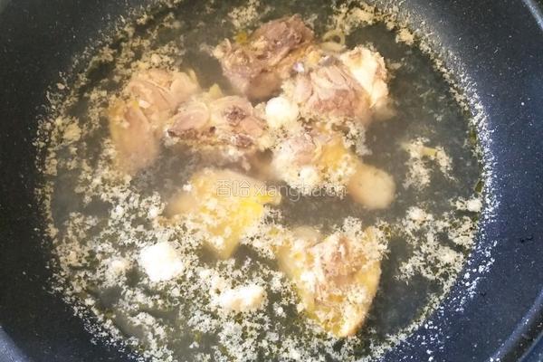 菜干煲鸡汤的做法图解4