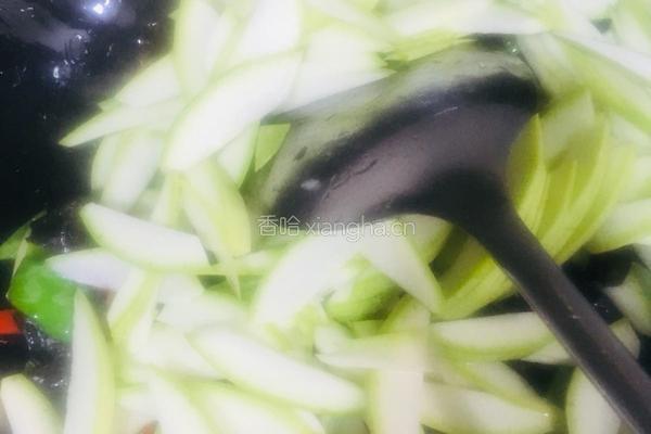 炒西葫芦的做法图解12
