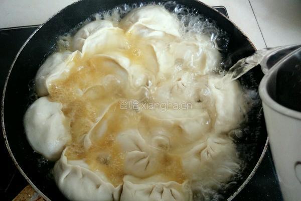 猪肉煎饺的做法图解6