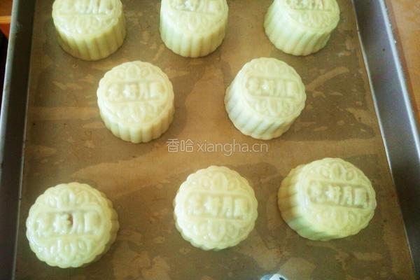 广式白莲蛋黄月饼的做法图解16