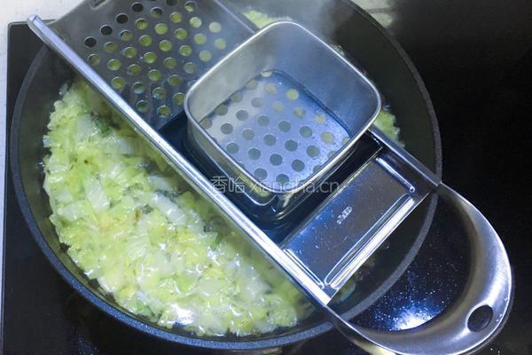 娃娃菜虾仁疙瘩汤的做法图解5