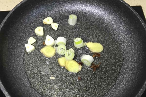 糖醋鲤鱼的做法图解4