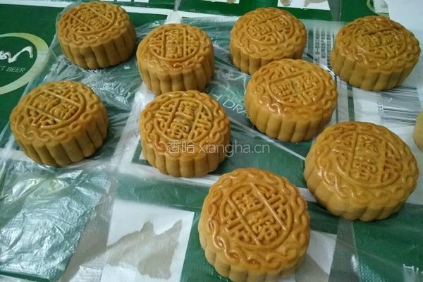 蛋黄莲蓉月饼的做法图解17