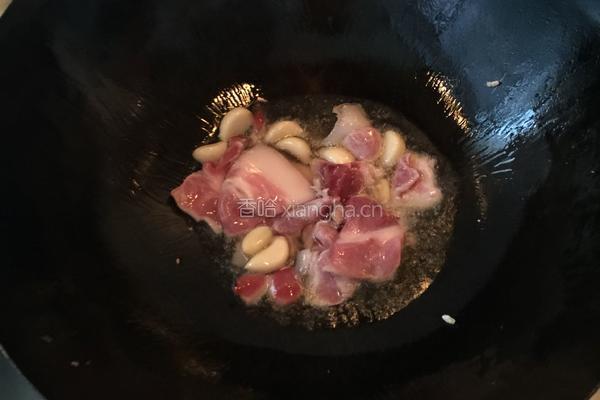老咸菜炒鲜松蘑的做法图解6