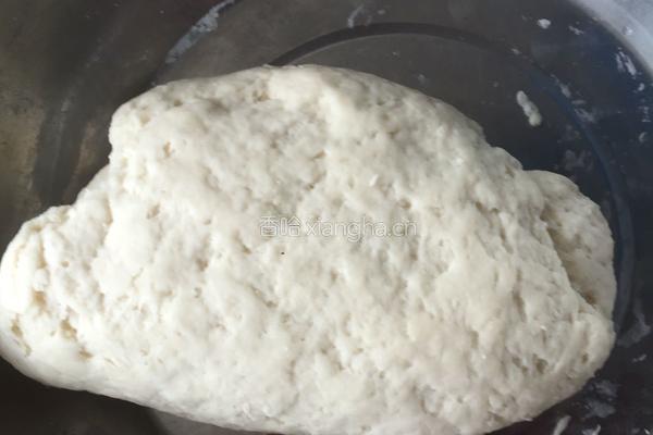 韭菜海鲜哈饼的做法图解1