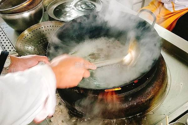 萝卜炖牛腩的做法图解3