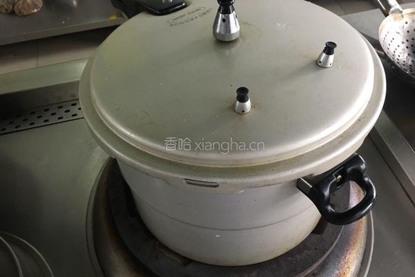 火爆肥肠的做法图解4