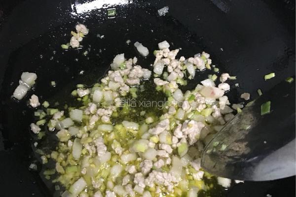 陕西小吃酱辣子的做法图解1