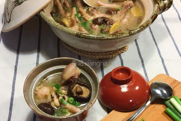 眉豆香菇煲鸡脚汤的做法图解6