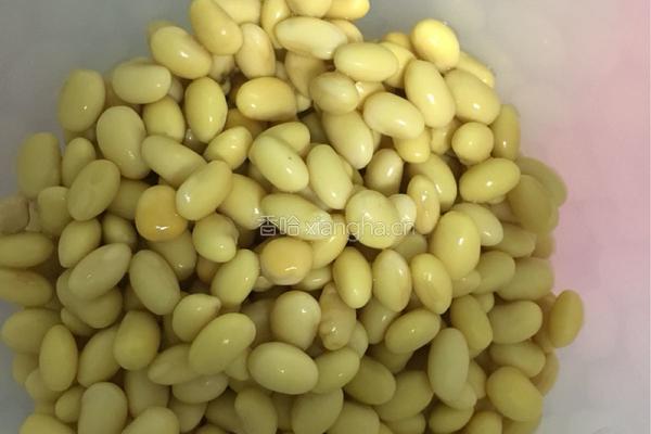 陕西小吃笼蒸豆腐脑的做法图解1
