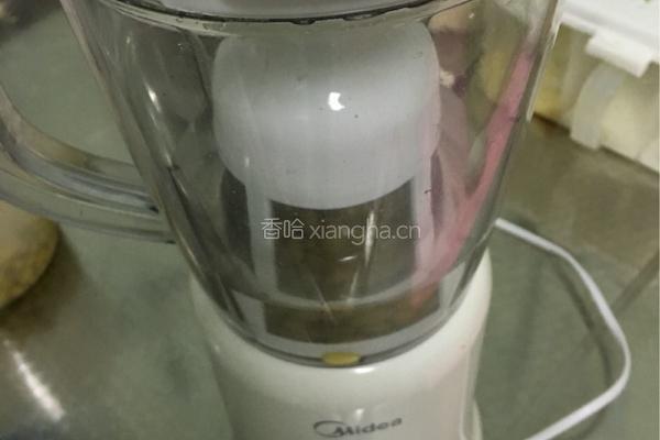 陕西小吃笼蒸豆腐脑的做法图解2
