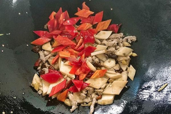 杏鲍菇炒肉的做法图解8