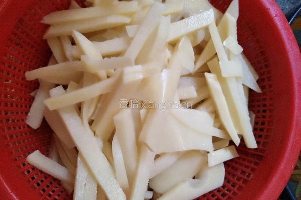 酸笋炒肉（宴客菜）的做法图解3