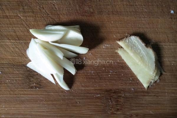 韭菜花炒牛肉的做法图解6