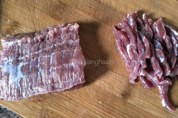蒜薹炒牛肉的做法图解2