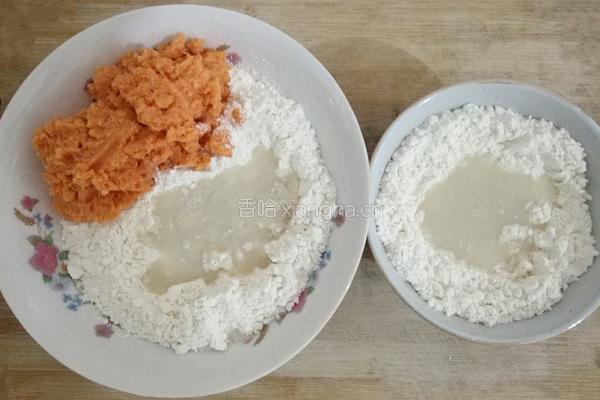 爱心红薯豆沙球的做法图解3