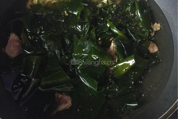 牛肉海带汤的做法图解3