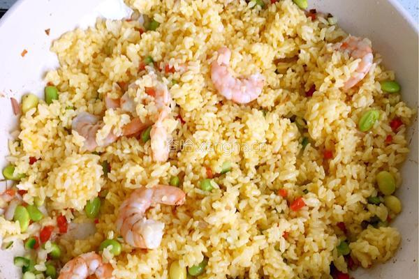 黄金炒饭的做法图解6