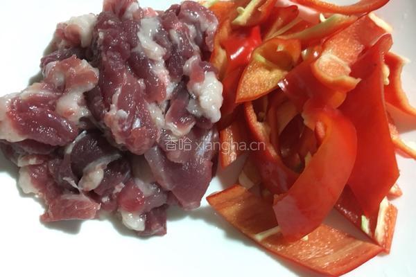 杏鲍菇炒肉的做法图解3