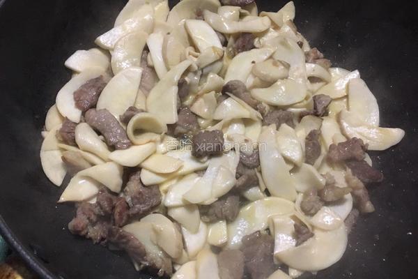 杏鲍菇炒肉的做法图解8