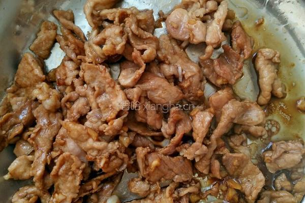 胡萝卜炒肉的做法图解5