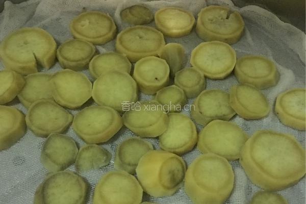 香糯地瓜饼的做法图解1