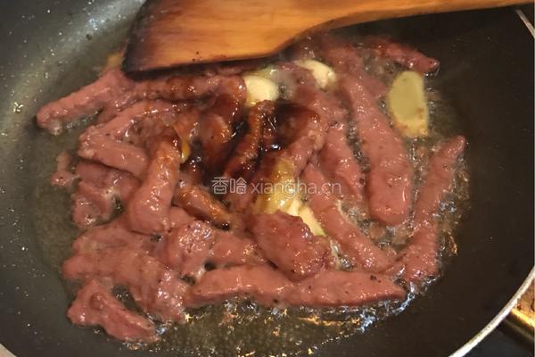 蚝油杭椒牛柳的做法图解5