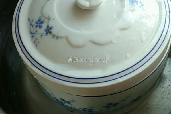 花旗参炖乌鸡的做法图解7