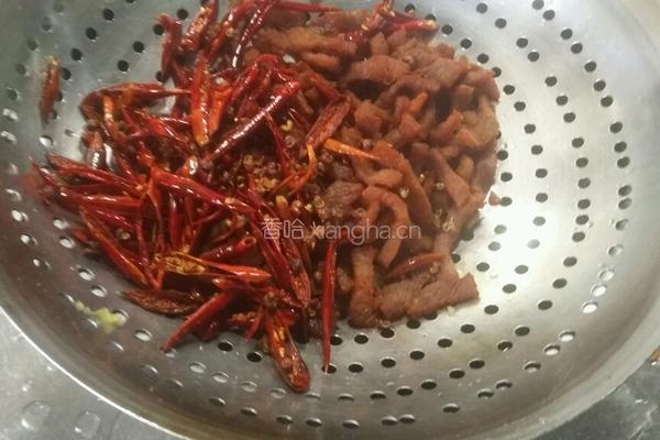 干煸肉丝的做法图解2