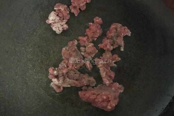 番茄牛肉芝士焗饭的做法图解2