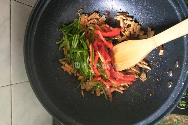 双椒炒鸭肠的做法图解8