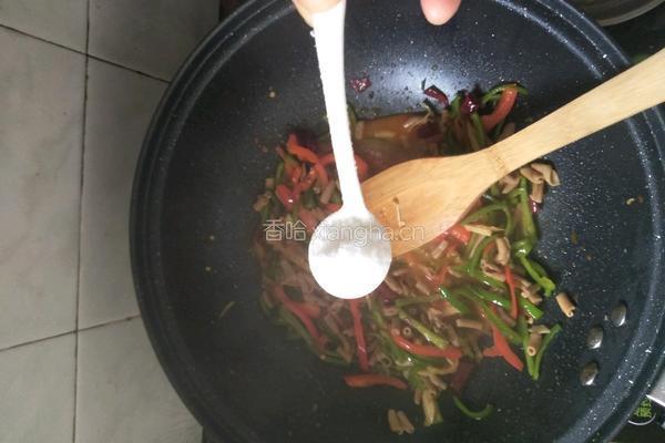 双椒炒鸭肠的做法图解9