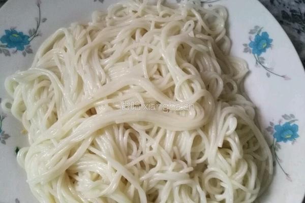 西红柿肉末拌面的做法图解12