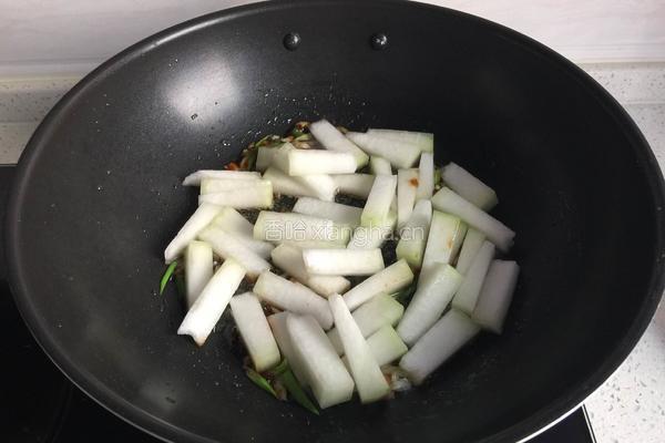 蚝油冬瓜条的做法图解4