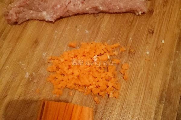 鸡蛋肉卷的做法图解1