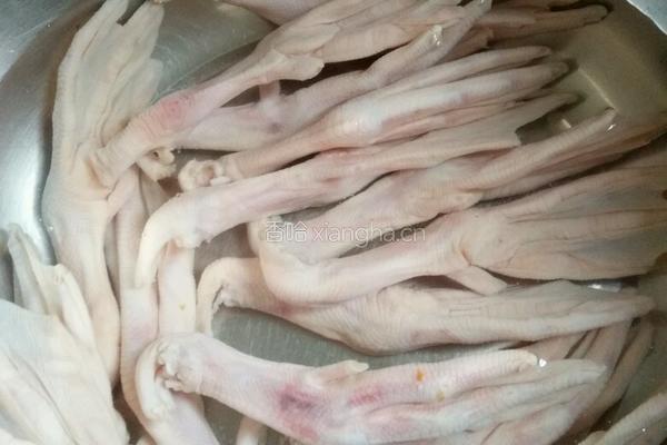 自卤鸭爪的做法图解1