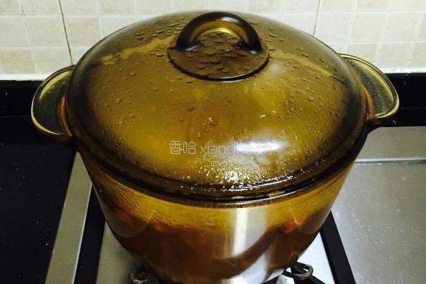 姬松茸猪骨煲汤的做法图解10