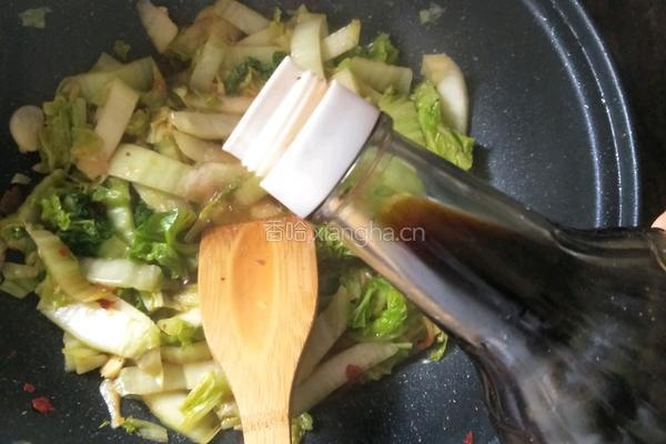 醋溜长白菜的做法图解7