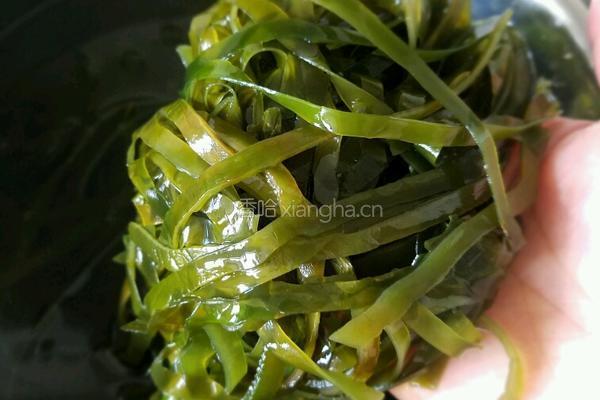 酸辣海带丝的做法图解1