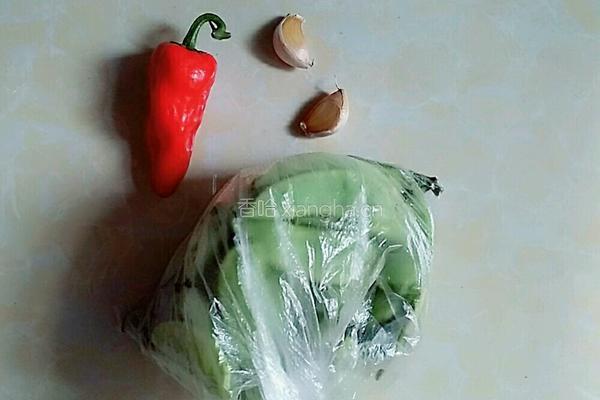 农家烧扁豆的做法图解1
