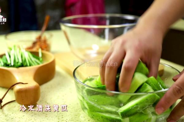 黄瓜韭菜泡菜的做法图解5