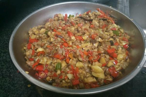 香菇辣肉酱的做法图解5