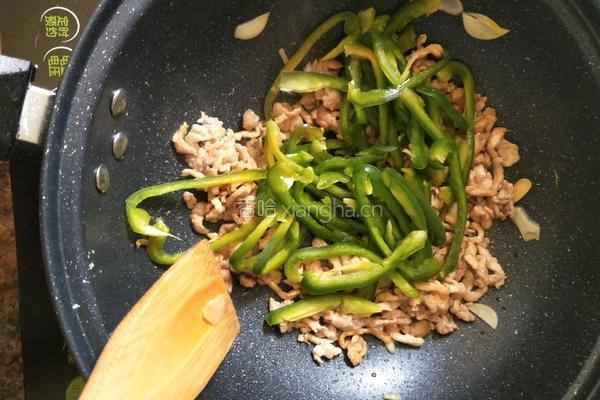 彩椒炒瘦肉的做法图解8