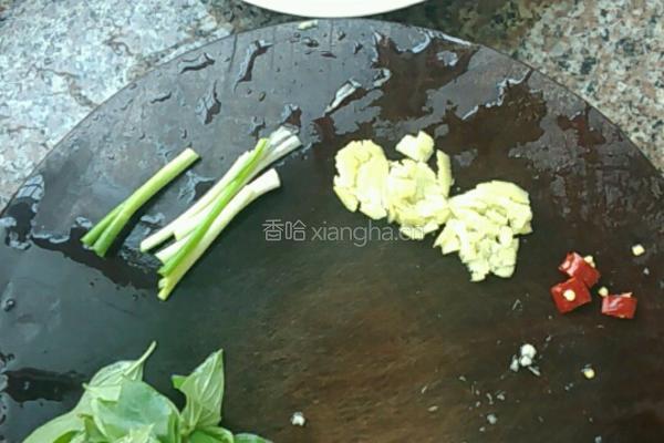炒石螺的做法图解2