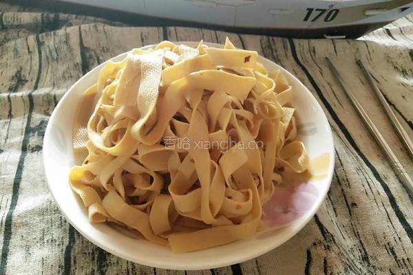 凉拌豆皮的做法图解9