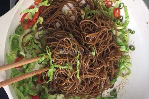 辣炒荞麦面的做法图解3