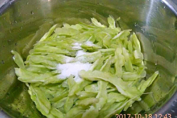 清炒苦瓜的做法图解6