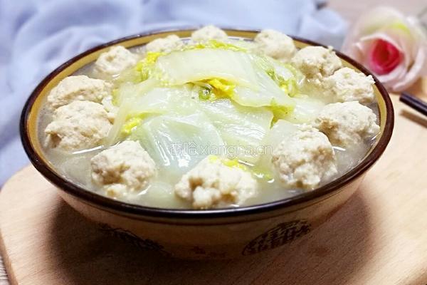 白菜炖肉丸的做法图解6