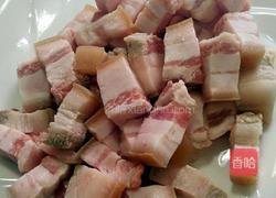 土豆红烧肉的做法图解1