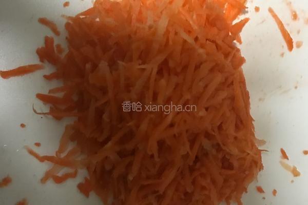 鳕鱼胡萝卜饼的做法图解3